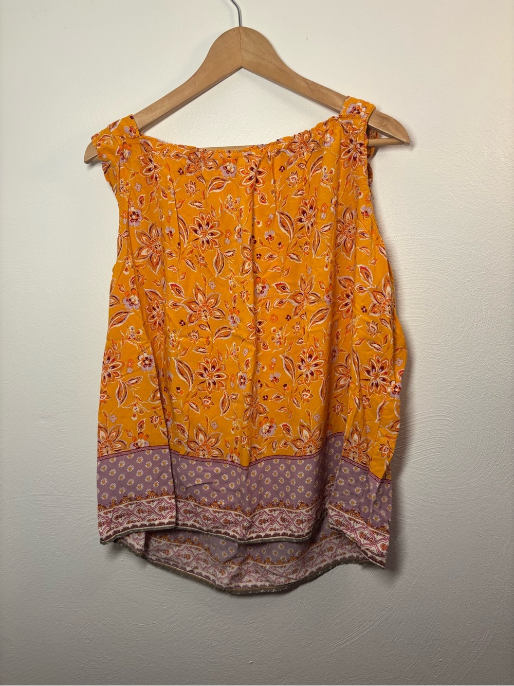 BeachLunchLounge Yellow Floral Smocked Neck Sleeveless Tank Top Size XL - Picture 2 of 10